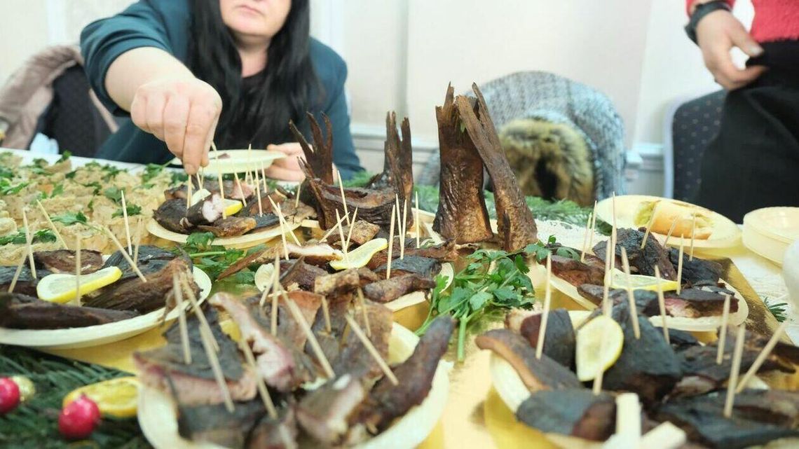 Sumy, karpie, śledzie - w Dworze Anna będą królować ryby Sumy, karpie, śledzie - w Dworze Anna będą królować ryby