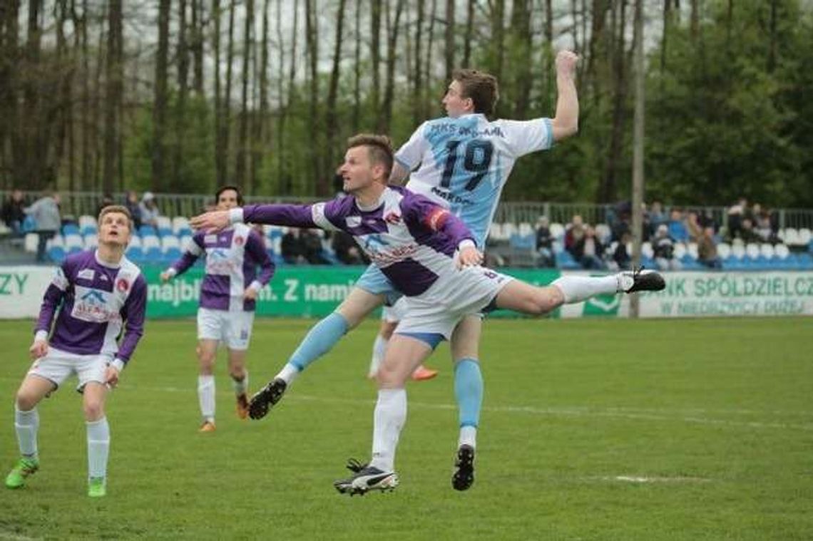 Super debiut Janusza Deca, wyniki czwartej ligi