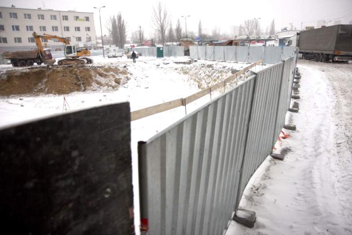 Supermarket i biura na Tatarach. Czy będzie też "Poznawalnia"? Supermarket i biura na Tatarach. Czy będzie też "Poznawalnia"?