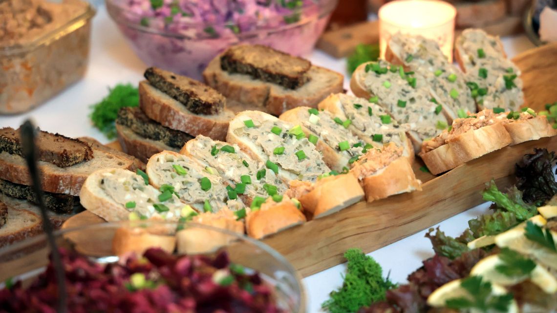 Sushi z karpia? Takie rzeczy na dożynkach rybackich Sushi z karpia? Takie rzeczy na dożynkach rybackich