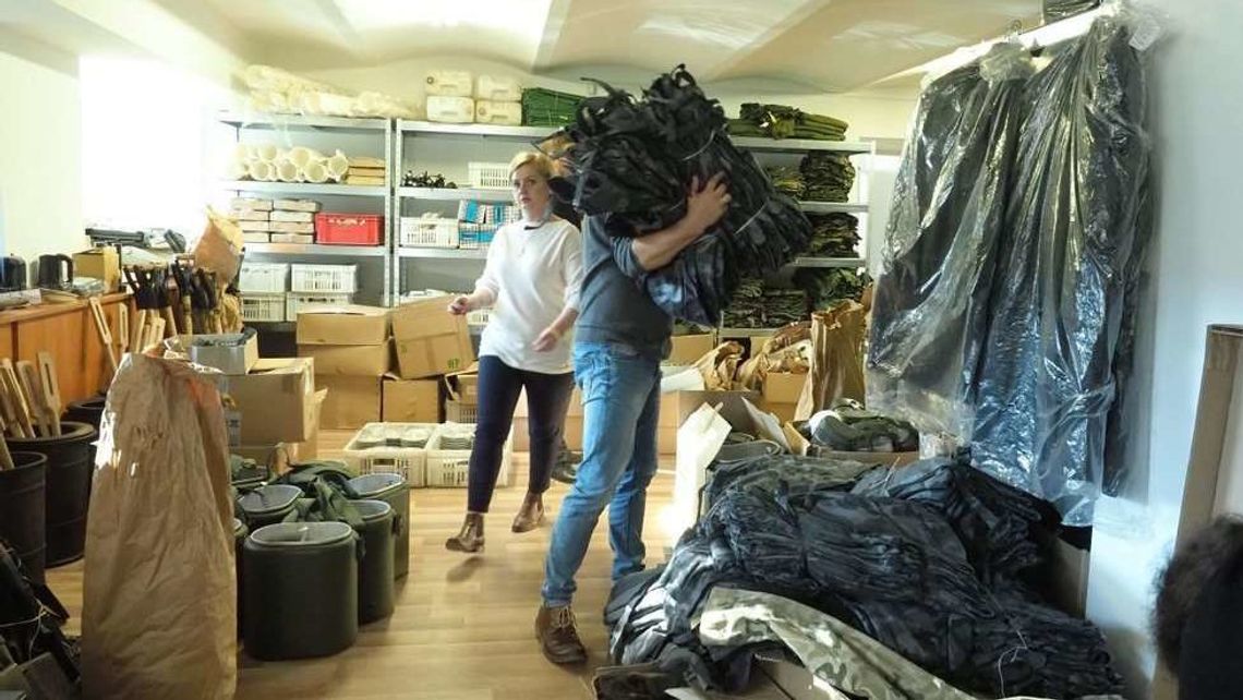 Świąteczna niedziela handlowa z wyprzedażą u żołnierzy. Co będzie można kupić w lubelskim sklepie?