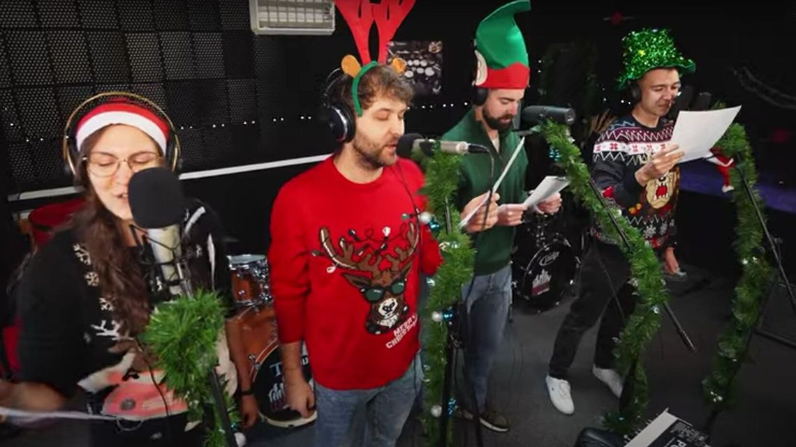 Świąteczna piosenka i życzenia od siatkarzy Bogdanki LUK Lublin Świąteczna piosenka i życzenia od siatkarzy Bogdanki LUK Lublin