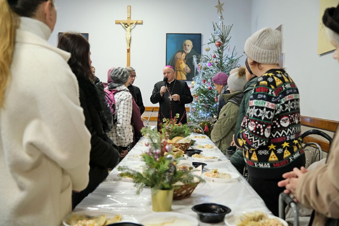 Świąteczny posiłek Brata Alberta