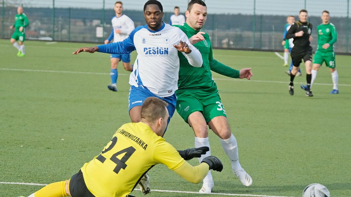 Świdniczanka – Łada 3:0, Gryf lepszy od Gromu Różaniec
