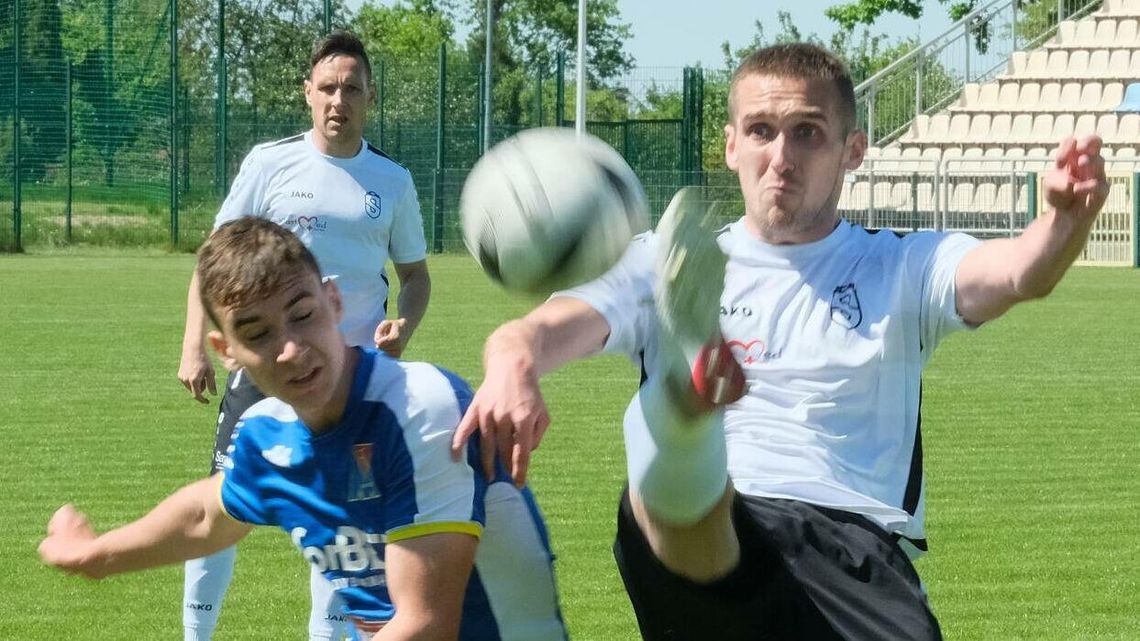 Świdniczanka – Motor II Lublin 4:3. Młodzież napsuła faworytowi sporo krwi Świdniczanka – Motor II Lublin 4:3. Młodzież napsuła faworytowi sporo krwi