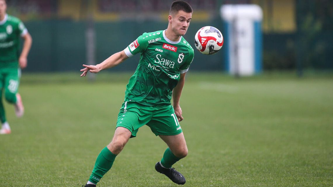 Świdniczanka rozbita w Kielcach. Korona II w ciut ponad godzinę strzeliła aż pięć goli Świdniczanka rozbita w Kielcach. Korona II w ciut ponad godzinę strzeliła aż pięć goli