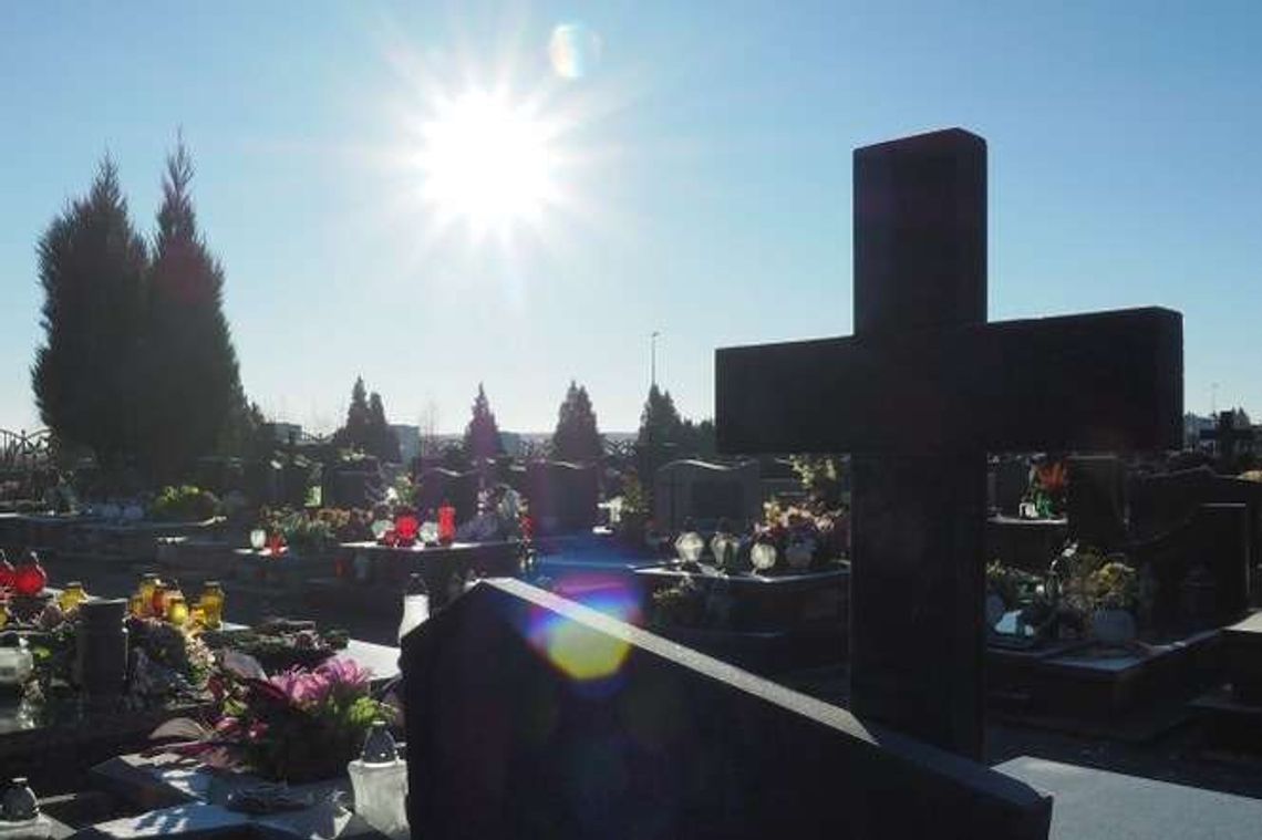 Świdnik. Drożej na cmentarzu. Jakie są ceny? Świdnik. Drożej na cmentarzu. Jakie są ceny?