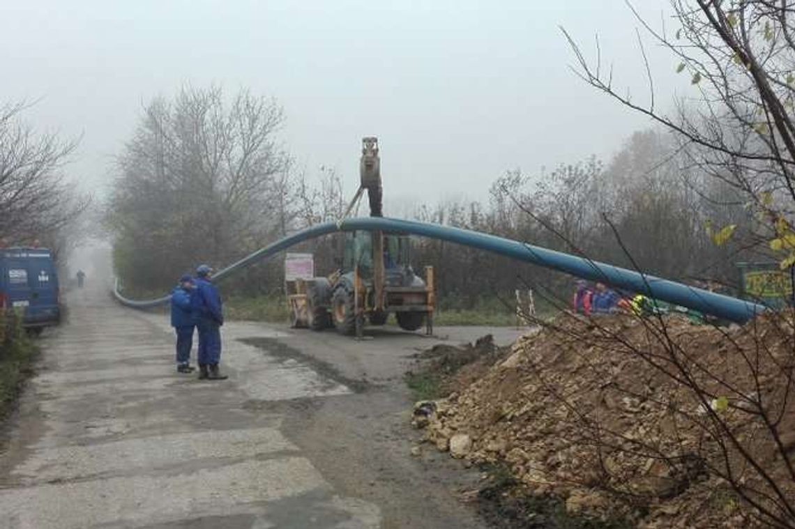 Świdnik: Wymieniają rury, zbudują ulicę