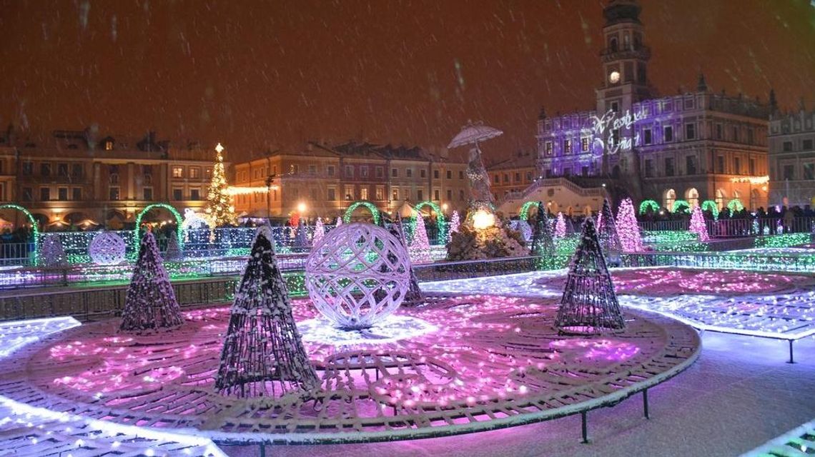 Świetlna Stolica Polski. Zamość i w tym roku wypali? Walczą też inne miasta z naszego regionu