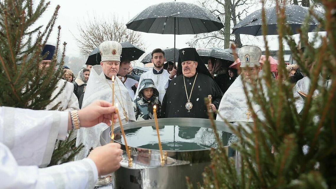 Święto Jordanu w Lublinie. W niebo wzbiły się białe gołębie (zdjęcia)