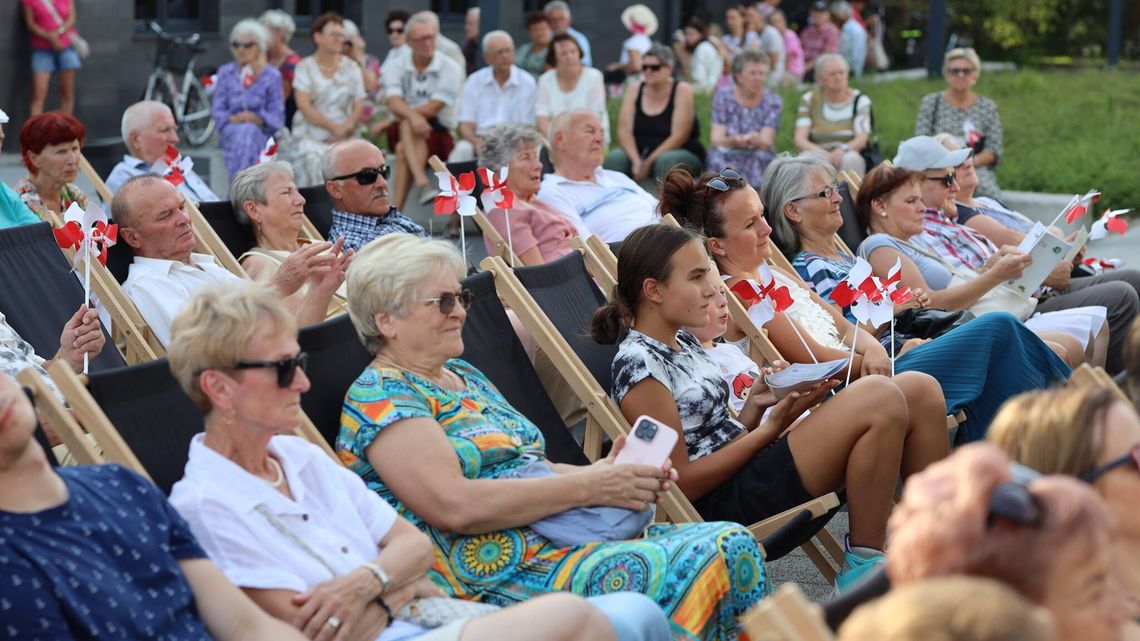 Święto Wojska Polskiego w Puławach: zaproszenie na patriotyczny koncert