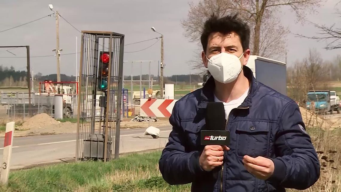 Sygnalizatory świetlne zamknięte za kratami. Wszystko przez złodziei