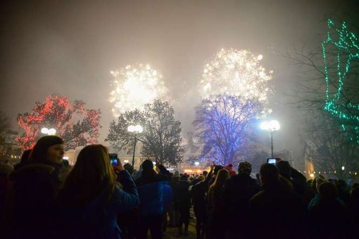 Sylwester w Białej Podlaskiej: Zamiast fajerwerków będzie didżej