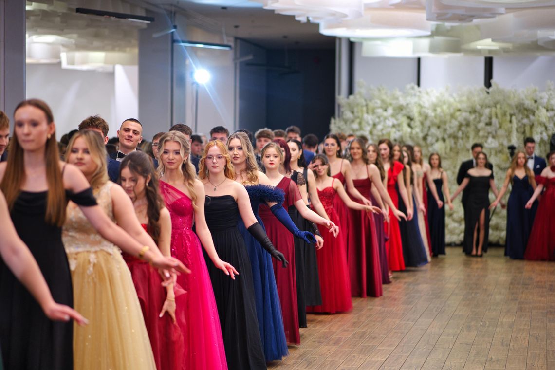 "Symboliczny dzień wolny od wszystkich zmartwień". Studniówka Biskupiaka