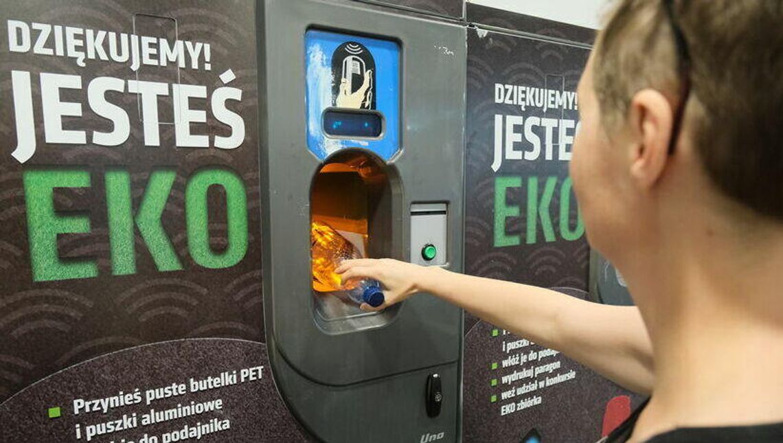 System kaucyjny pod lupą. Ministerstwo zapowiada „obywatelski nadzór” nad nowymi zasadami System kaucyjny pod lupą. Ministerstwo zapowiada „obywatelski nadzór” nad nowymi zasadami