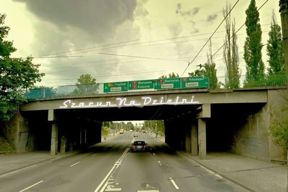 "Szacun na dzielni. Szacun na mieście". Neon nad Drogą Męczenników Majdanka powita i pożegna "Szacun na dzielni. Szacun na mieście". Neon nad Drogą Męczenników Majdanka powita i pożegna