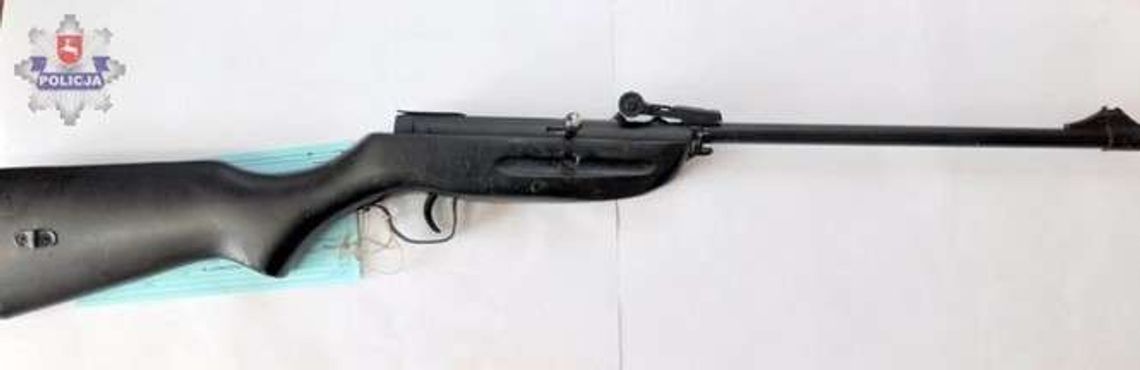 Szalona ucieczka pijanego kierowcy. Na siedzeniu policjanci coś znaleźli