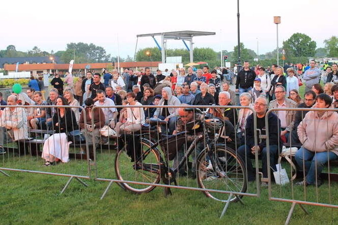 Szantowo-operowe Dni Puław Szantowo-operowe Dni Puław