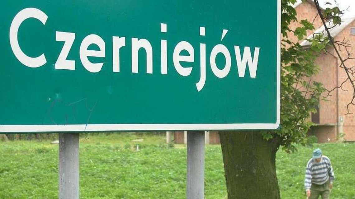 Szczątki ludzkie w Czerniejowie? Mężczyzna odnalazł kości w miejscu budowy drogi