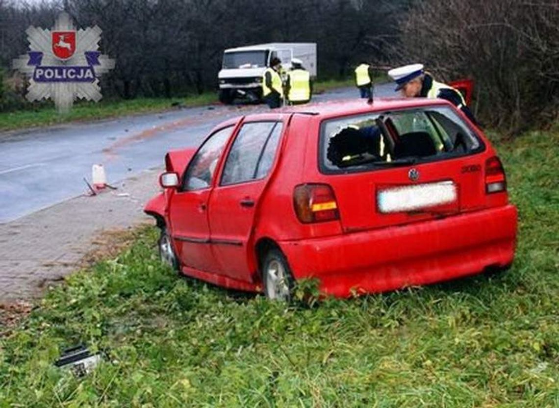 Szczebrzeszyn. Kierowca volkswagena zginął w wypadku