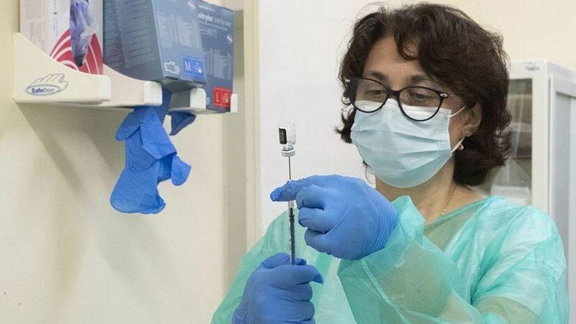 Szczepienia medyków mają być obowiązkowe