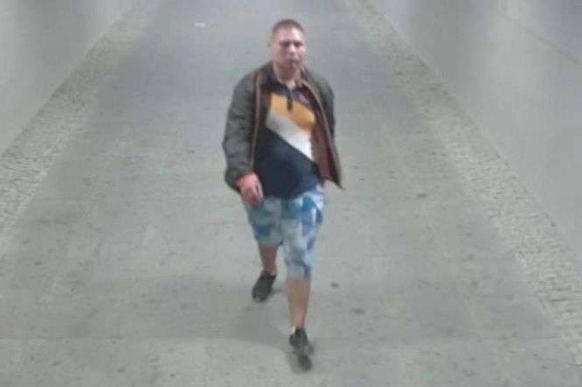 Szedł tunelem przy ul. Kunickiego i niszczył kamery. Kto go rozpoznaje?