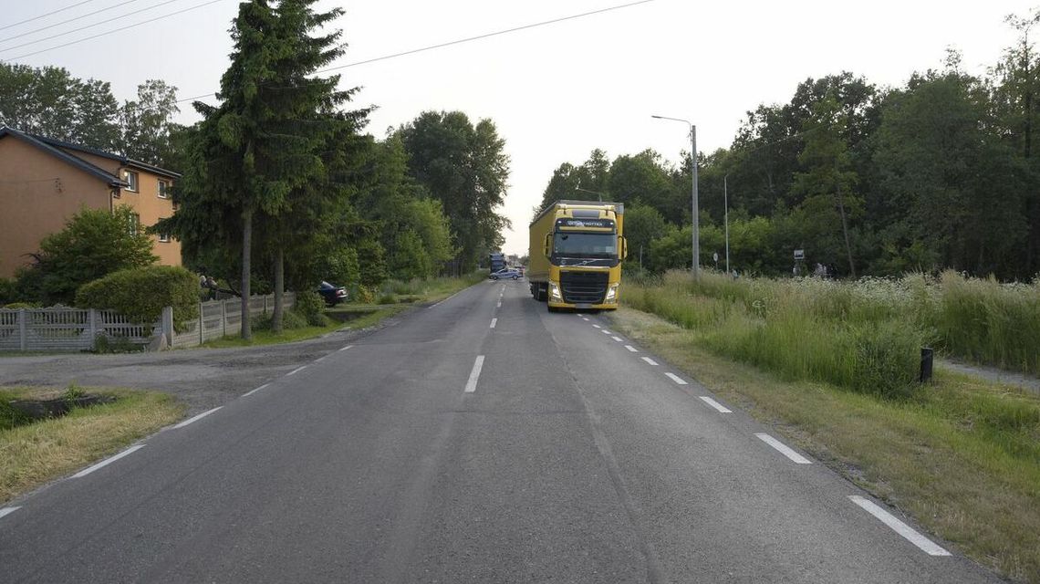 Sześciolatek na rowerku wjechał pod koła ciężarówki 