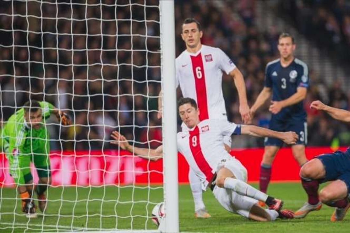 Szkocja - Polska 2:2. Bramki Lewandowskiego. Zobacz gole (wideo)