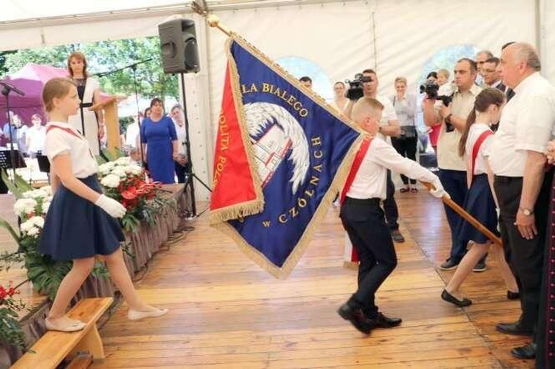 Szkoła ma patrona – Orła Białego