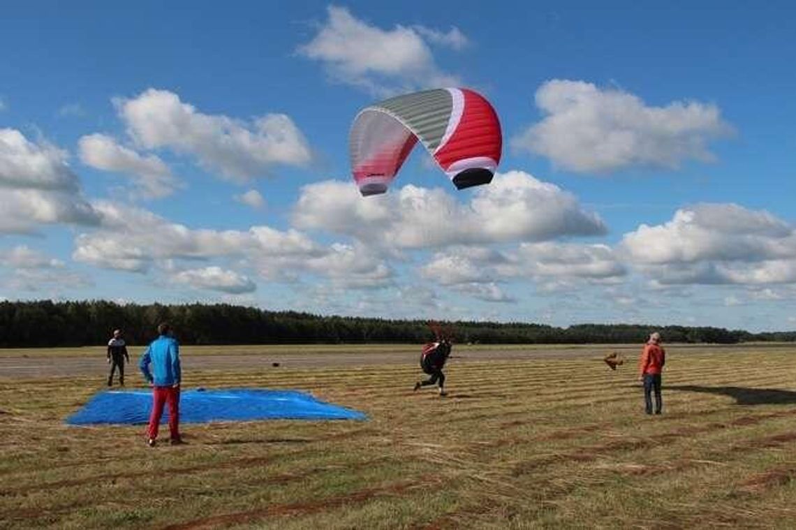 Szkolenia paralotniowe. "Stamtąd zmienia się postrzeganie świata"