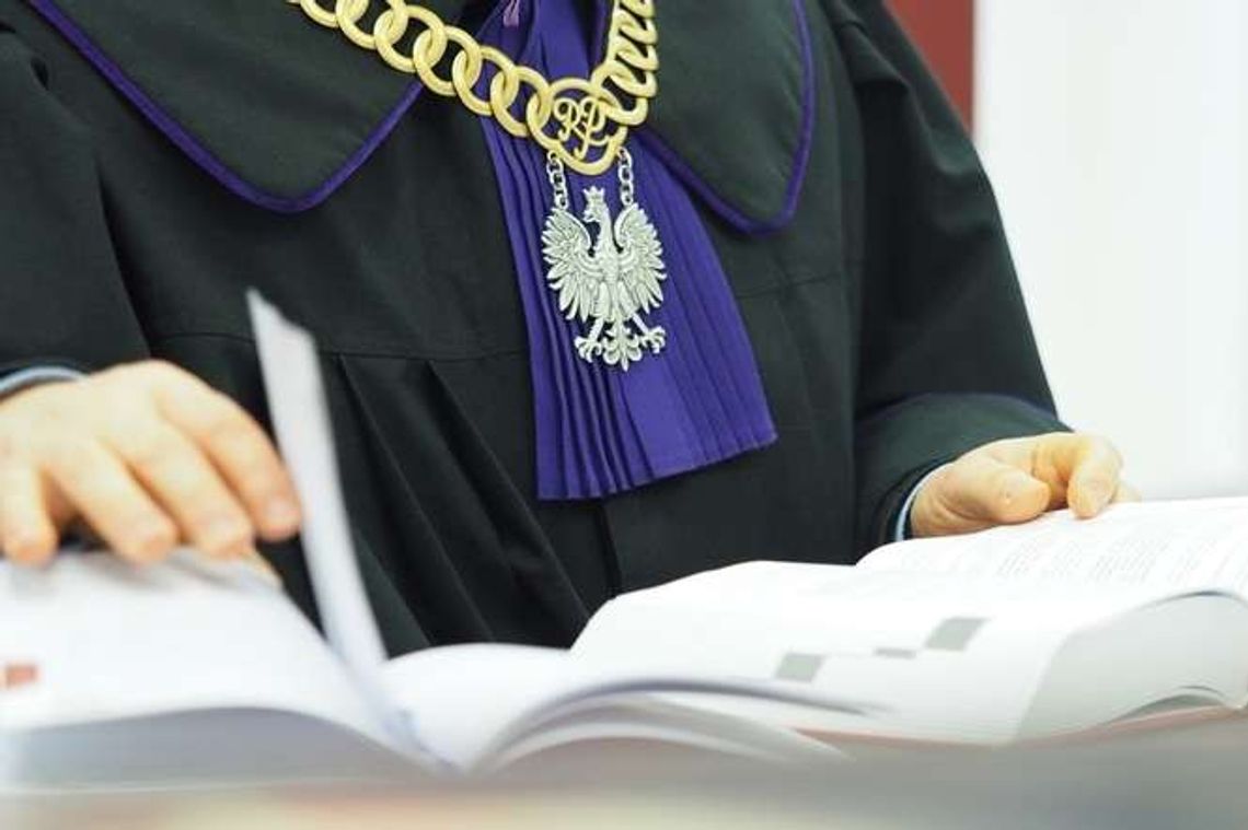 Szkolna księgowa z dwudziestoma zarzutami. Sprytnie ukryła oszustwo Szkolna księgowa z dwudziestoma zarzutami. Sprytnie ukryła oszustwo