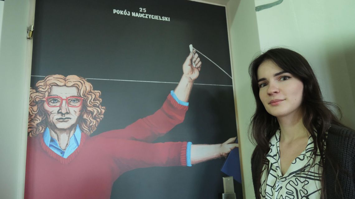 Szkolny korytarz jak galeria sztuki. Studenci ozdobili wnętrza lubelskiej podstawówki