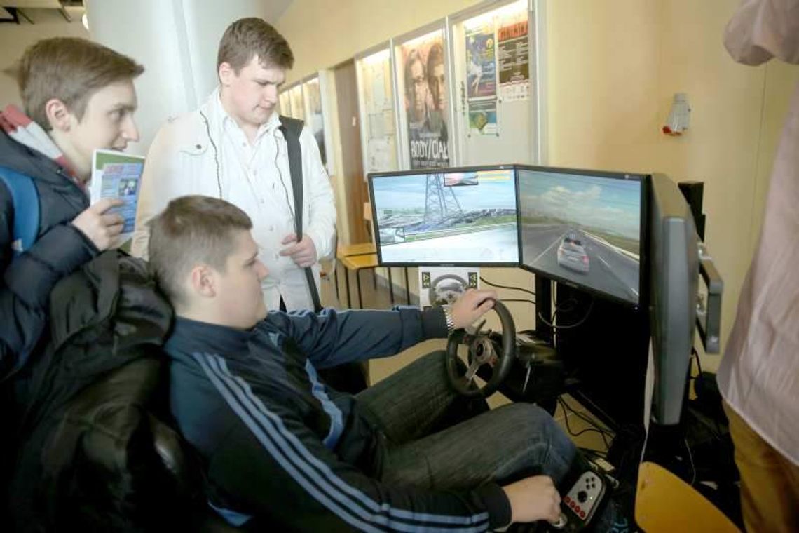 Szkoły kuszą uczniów nowościami Szkoły kuszą uczniów nowościami