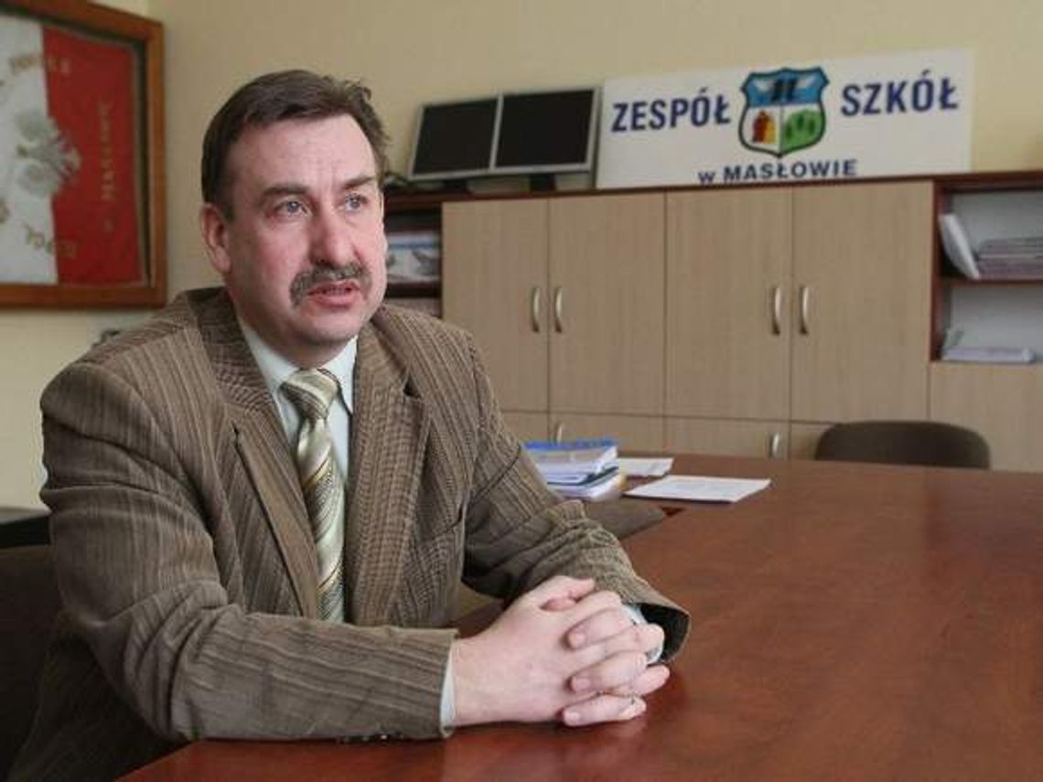 Szokujący incydent w gimnazjum. Anglistka ścięła na lekcji włosy uczniowi