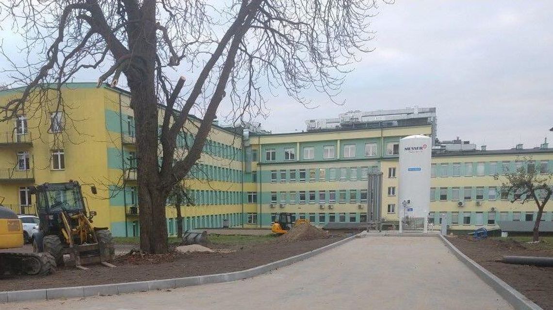 Szpital w Kraśniku dostanie więcej tlenu medycznego z 6-tonowego zbiornika Szpital w Kraśniku dostanie więcej tlenu medycznego z 6-tonowego zbiornika