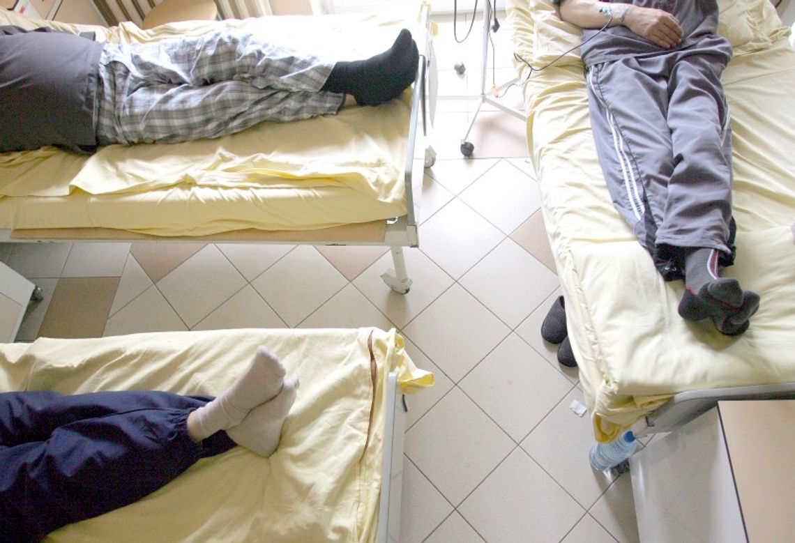 Szpitale walczą o miliony za nadwykonania. \"Mamy odsyłać pacjentów?\"