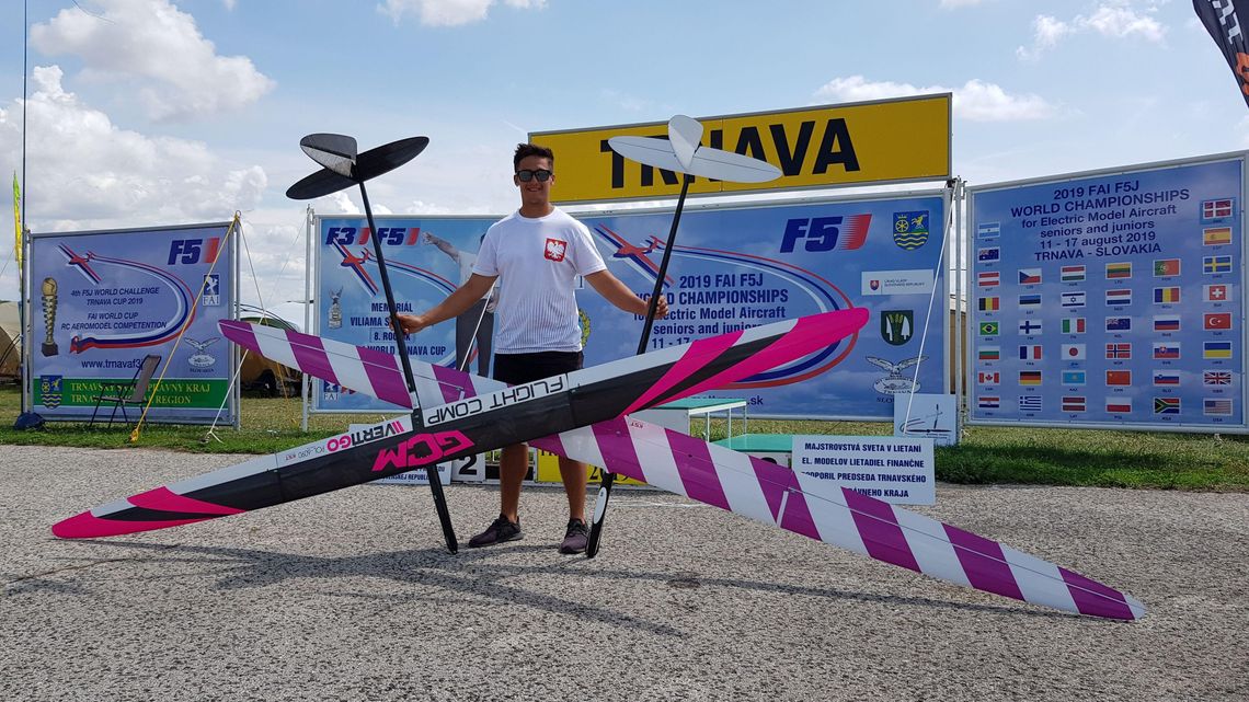 Sztuka latania. Mistrz Europy juniorów z Lublina opowiada o swojej pasji do szybowców