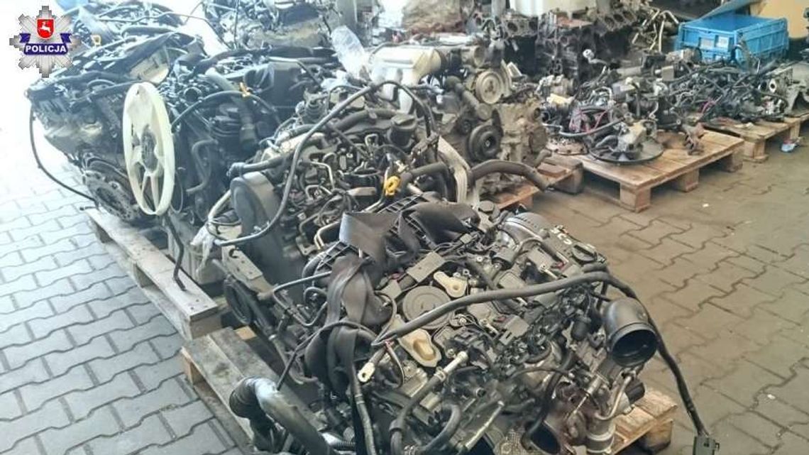 Szukając kradzionego samochodu zajrzeli do jednej z firm. Znaleźli dużo więcej Szukając kradzionego samochodu zajrzeli do jednej z firm. Znaleźli dużo więcej