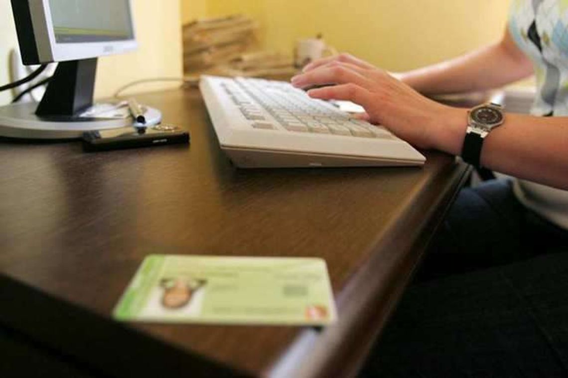 Szukali pracy. Stracili pieniądze Szukali pracy. Stracili pieniądze