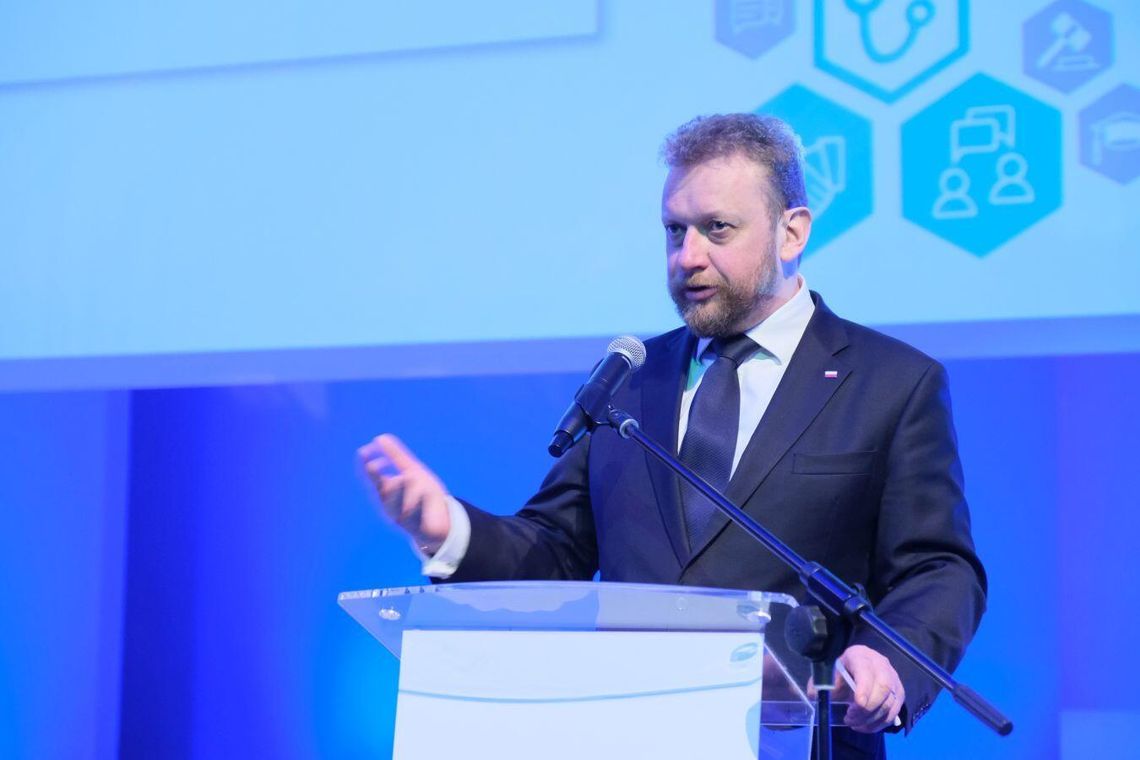 Szumowski: Zgromadzenia to ryzyko rozniesienia epidemii