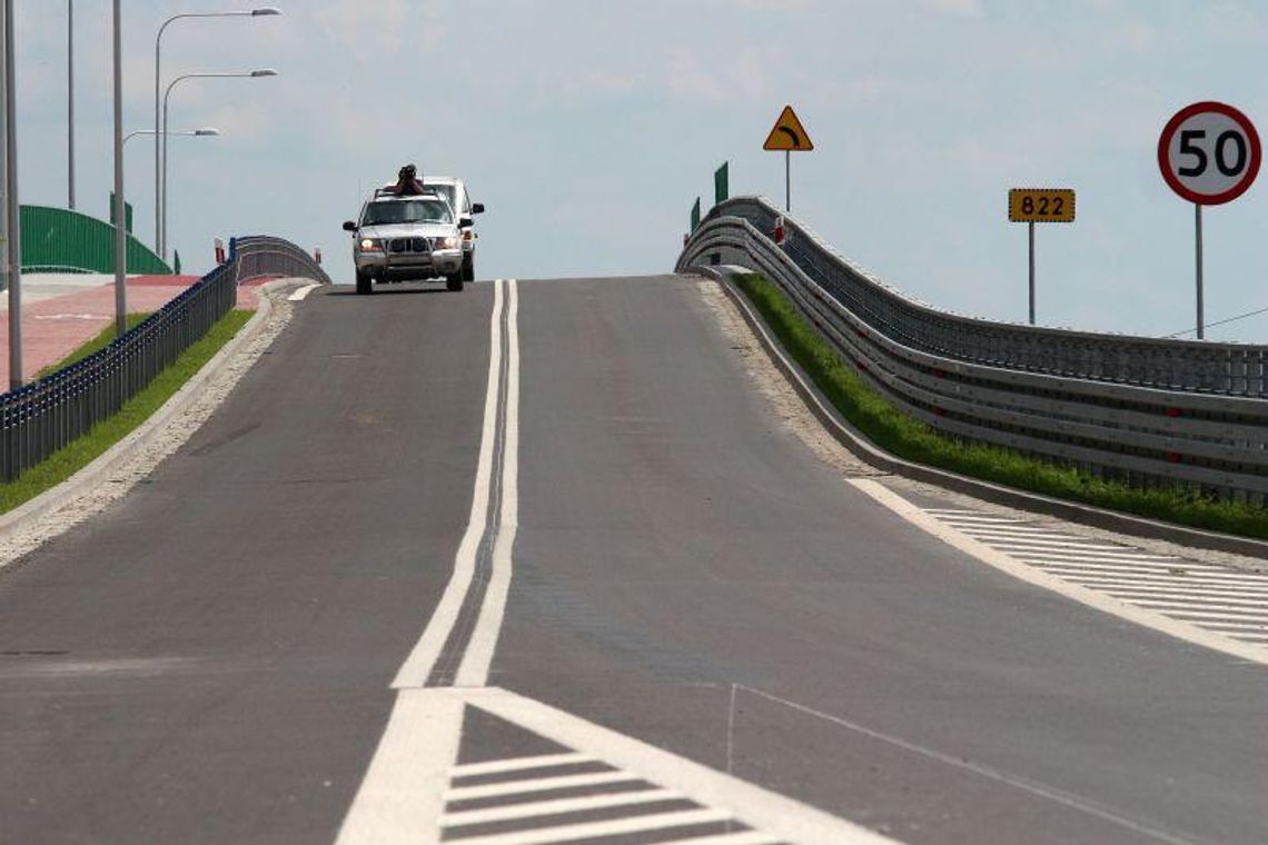 Szybciej na lotnisko w Świdniku. Nowa droga otwarta (zdjęcia, wideo)