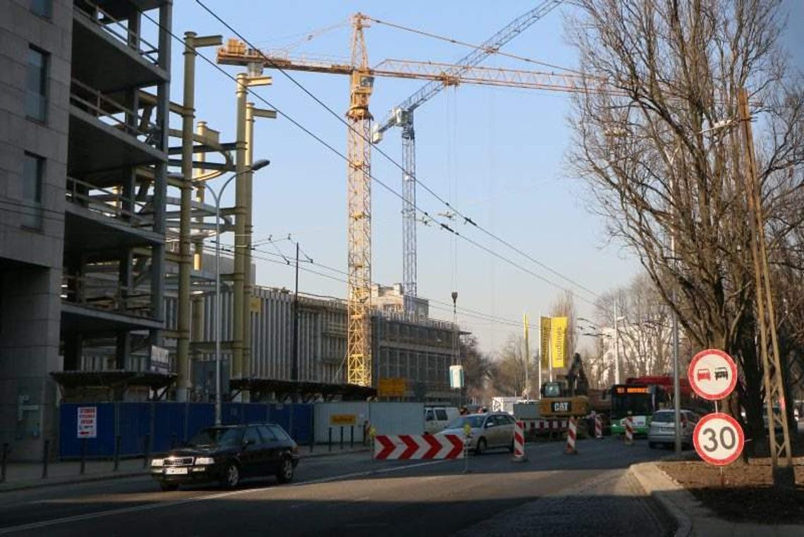 Szybszy koniec zwężenia Al. Racławickich
