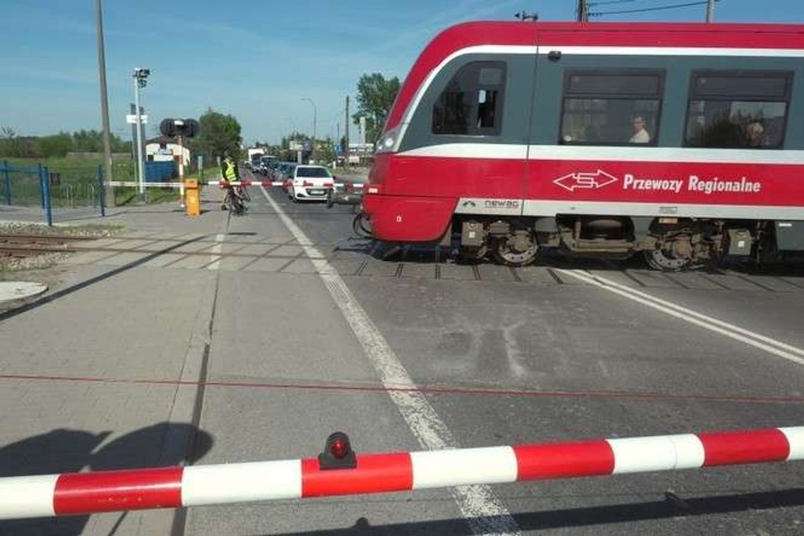 Szykują się ogromne korki na ul. Turystycznej. Przejazd będą zamykać 57 razy na dobę