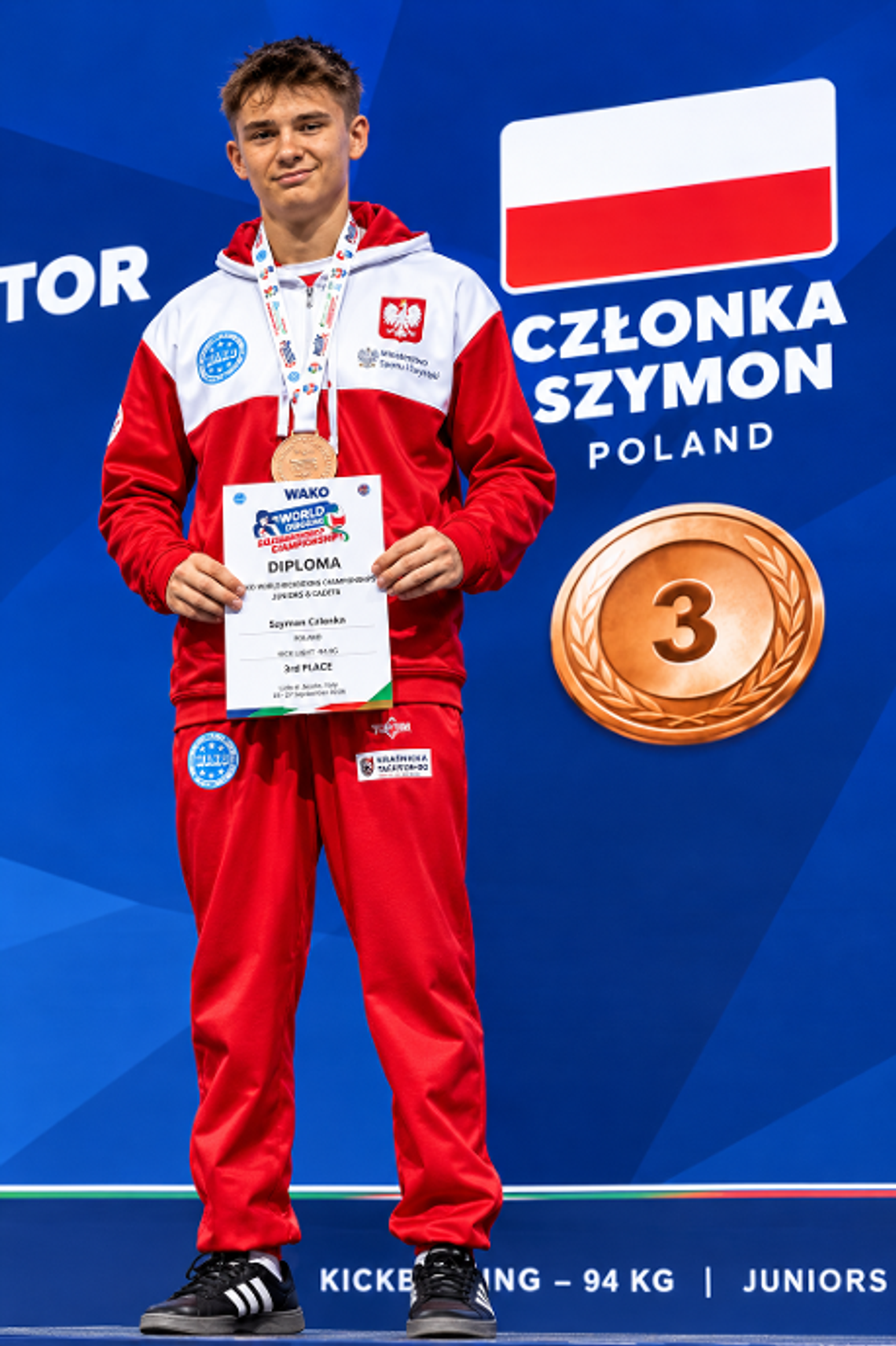 Szymon Członka z brązowym medalem Mistrzostw Świata w kickboxingu Szymon Członka z brązowym medalem Mistrzostw Świata w kickboxingu