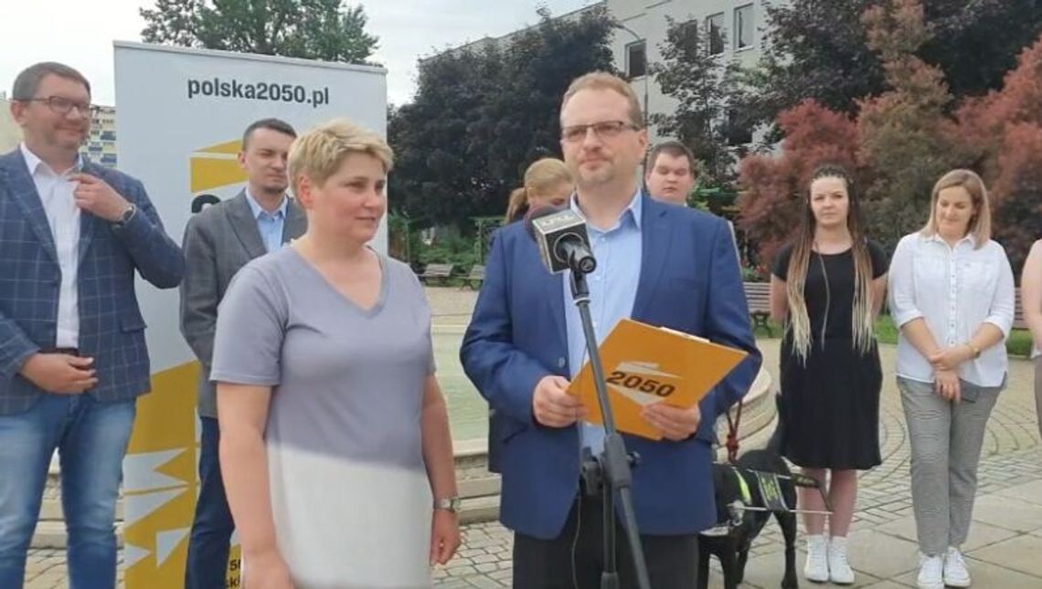 Szymon Hołownia nadal łowi. Już ma radnego Puław