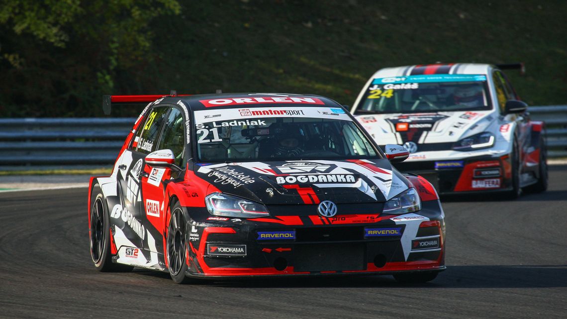 Szymon Ładniak dołączył do nowego zespołu wyścigowego