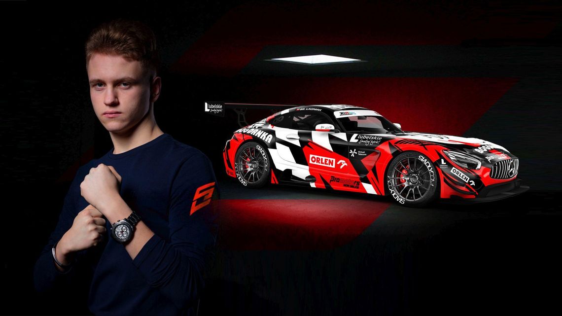 Szymon Ładniak wraca na Słowację [LINK DO RELACJI]