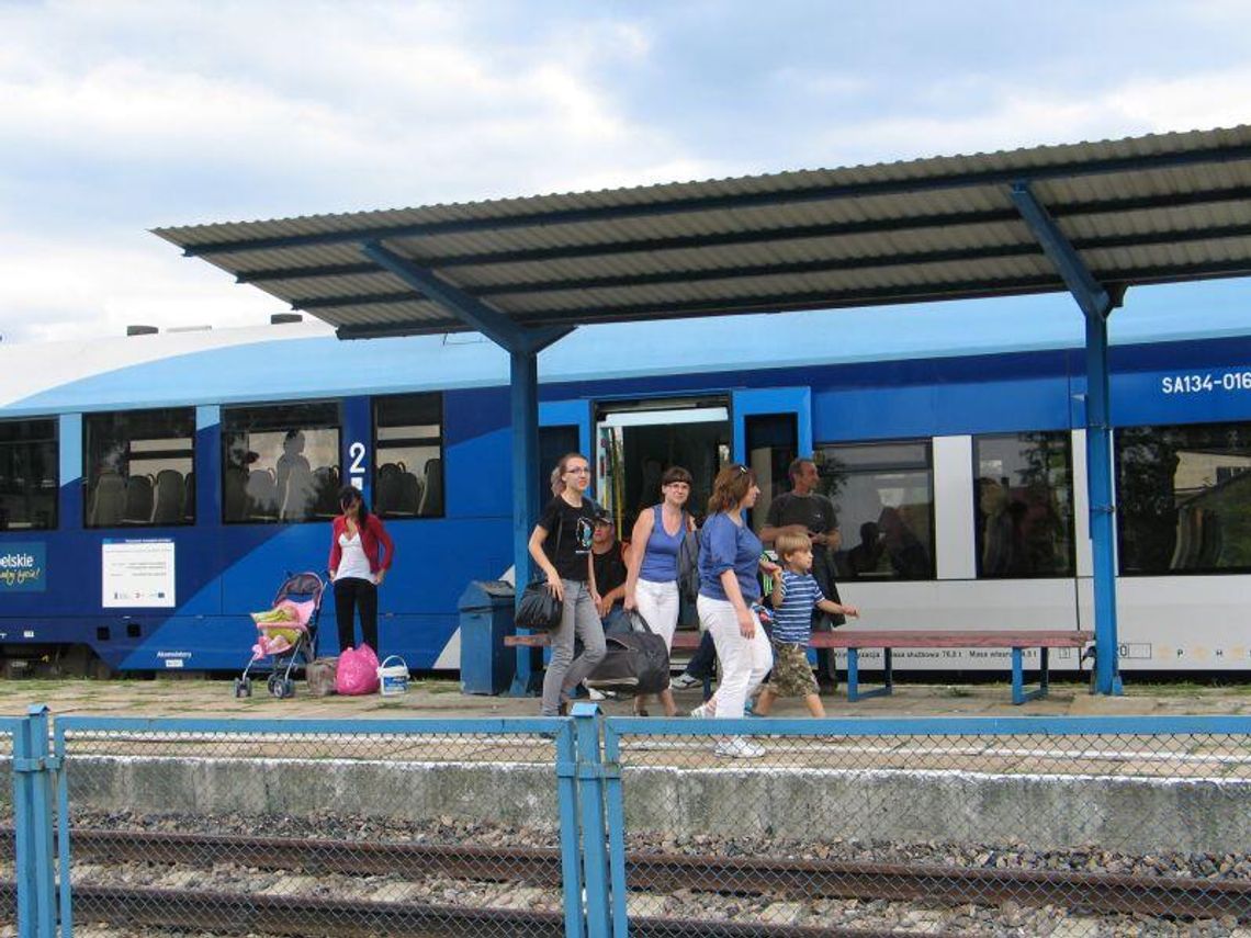 Szynobusem na Roztocze: Rozkład jazdy na weekend majowy