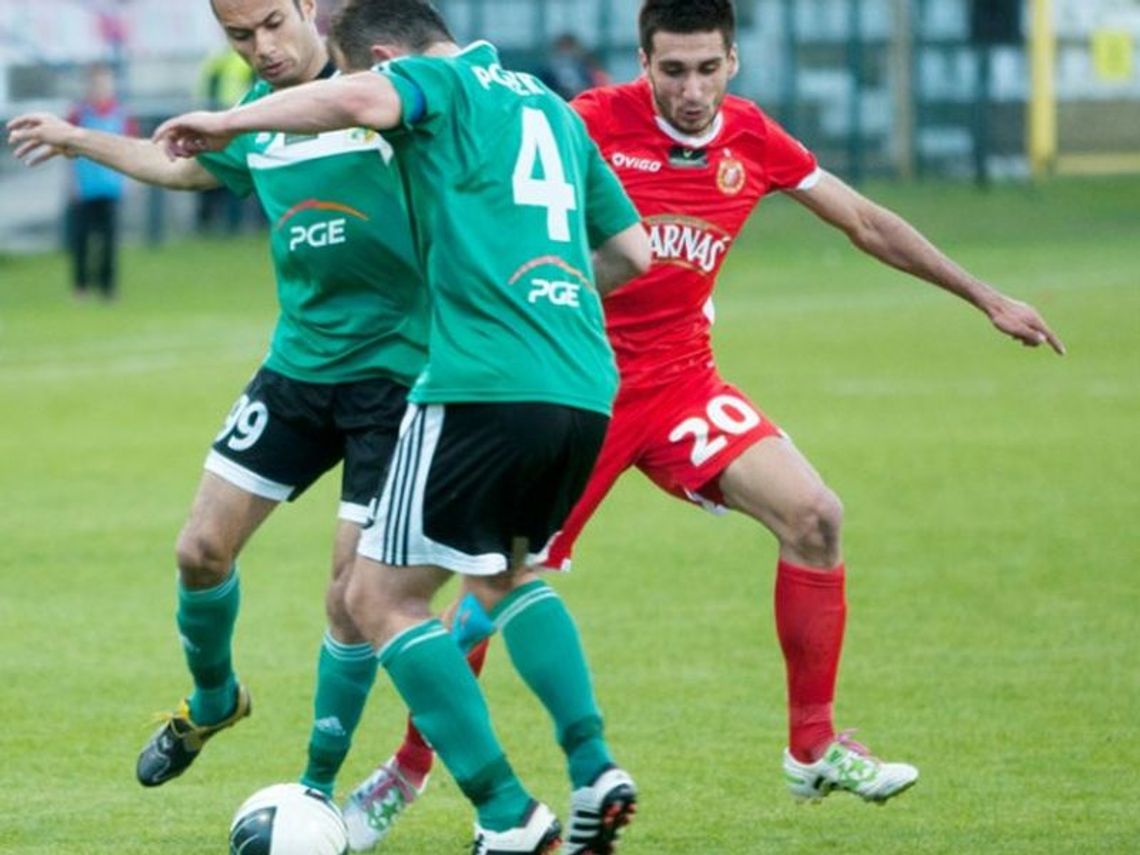 T-Mobile Ekstraklasa: Lider ucieka, Bełchatów nadal niepokonany