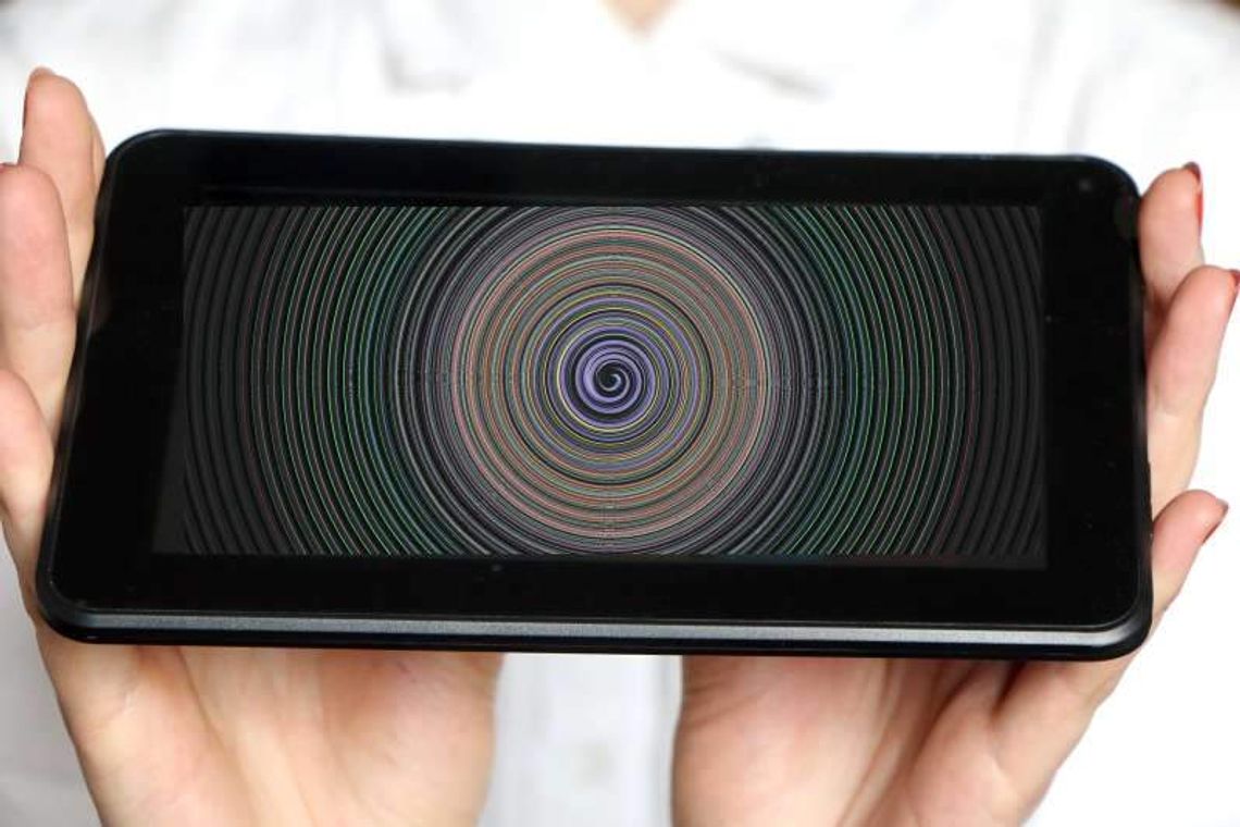 Tablet za 479 zł zamiast 2599 zł. Gang podmieniał ceny w sklepach Media Markt i Saturn